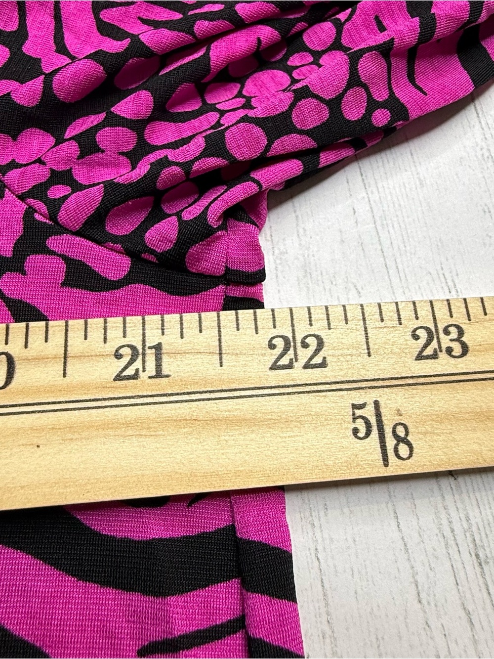 Dear Scarlett Lizzy Top Magenta Black Zebra Animal Print 3/4 Sleeve NWT Sz Large - Picture 10 of 12